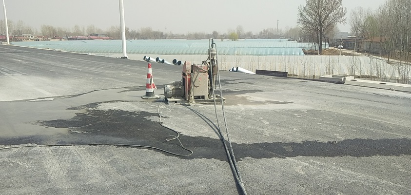 马龙道路回填土下沉注浆